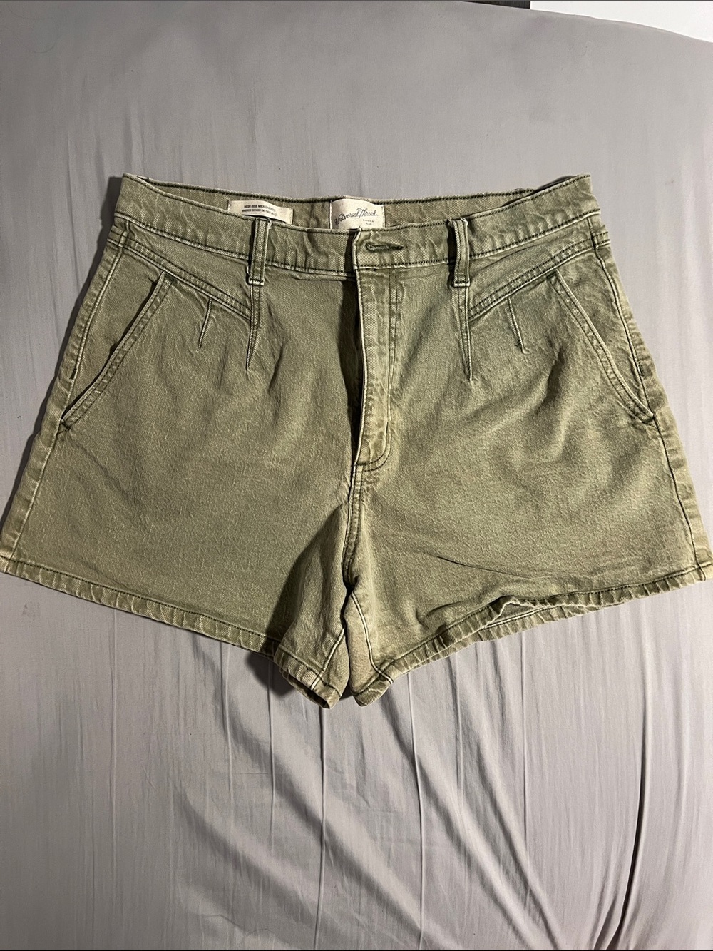 Green Universal Thread High Rise Midi Jean Shorts Size 12